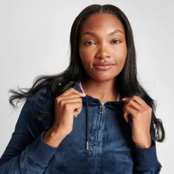 Women's Juicy Couture OG Big Bling Velour Zip-Up Hoodie Navy - 11000536 407 11 Women's Juicy Couture OG Big Bling Velour Zip-Up Hoodie Navy - 11000536 407 -Nike Store 11000536 407 M4