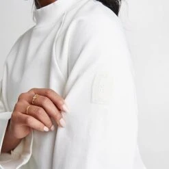 Women's On Running Crew Neck Sweatshirt Undyed-White - 25301114 101 -Nike Store 25301114 101 M6