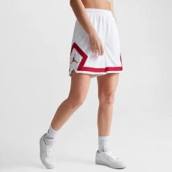 Nike Women's Jordan Heritage Diamond Shorts White/Gym Red - DO5032 100 -Nike Store DO5032 100 M3