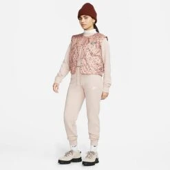 Women's Nike Sportswear Club Fleece Mid-Rise Slim Jogger Pants Pink Oxford/White - DQ5174 601 -Nike Store DQ5174 601 M3