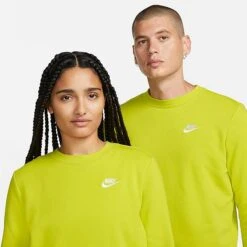 Women's Nike Sportswear Club Fleece Crewneck Sweatshirt Bright Cactus/White - DQ5473 308 10 Women's Nike Sportswear Club Fleece Crewneck Sweatshirt Bright Cactus/White - DQ5473 308 -Nike Store DQ5473 308 M4