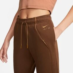 Women's Nike Air Mid-Rise Fleece Jogger Pants Cocao Wow/Ale Brown/Ale Brown - DQ6563 259 10 Women's Nike Air Mid-Rise Fleece Jogger Pants Cocao Wow/Ale Brown/Ale Brown - DQ6563 259 -Nike Store DQ6563 259 M4