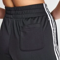 Women's Adidas Originals 3-Stripes Shorts Black - IB7426 001 13 Women's Adidas Originals 3-Stripes Shorts Black - IB7426 001 -Nike Store IB7426 001 M6