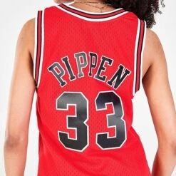 Women's Mitchell & Ness Chicago Bulls NBA Scottie Pippen Hardwood Classics 1997-98 Swingman Jersey Red - JEL18120 RED -Nike Store JEL18120 RED M4