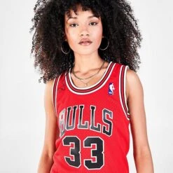 Women's Mitchell & Ness Chicago Bulls NBA Scottie Pippen Hardwood Classics 1997-98 Swingman Jersey Red - JEL18120 RED -Nike Store JEL18120 RED M5