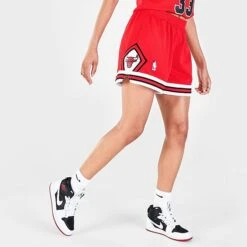 Women's Mitchell & Ness Chicago Bulls NBA 1997-98 Swingman Shorts Red - REL18123 RED -Nike Store REL18123 RED M3
